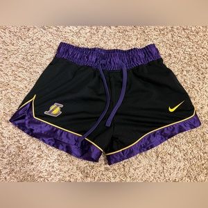 Women’s Nike NBA Dri-Fit Lakers Shorts Small